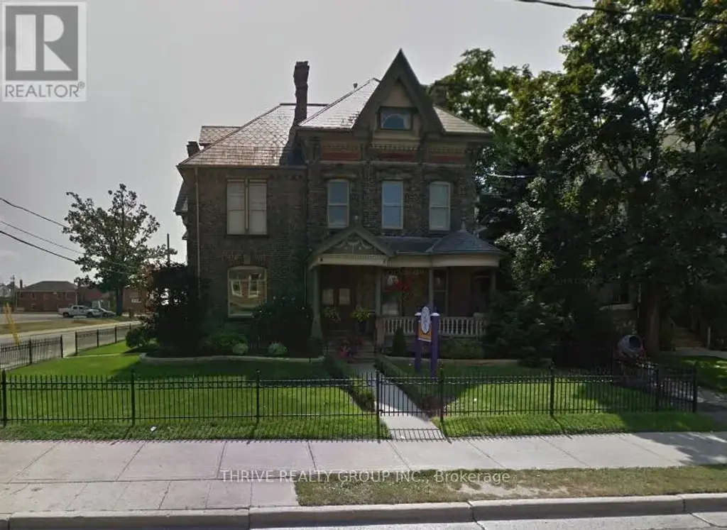 5 - 869 Dundas Street, London East (East L)